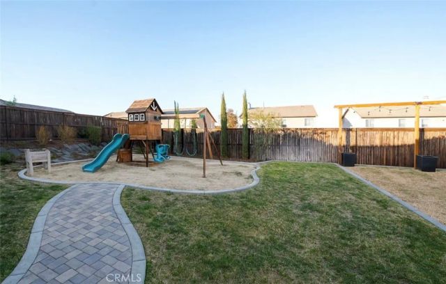 13674 Buena Vista, Hesperia, CA 92344