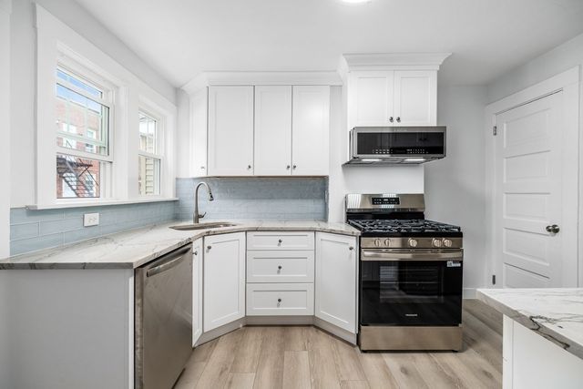 37 Richardson Ave 37A, Wakefield, MA 01880