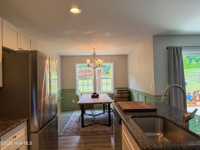 704 Pinecrest Street, Carthage, NC 28327