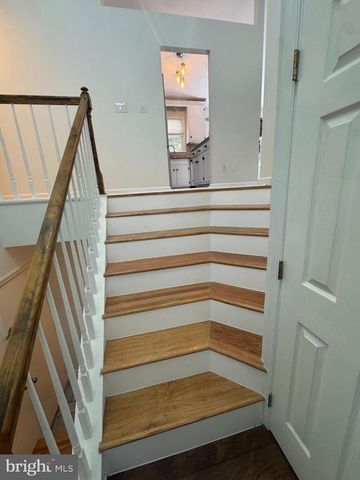 74 CLARION DR, Fredericksburg, VA 22405