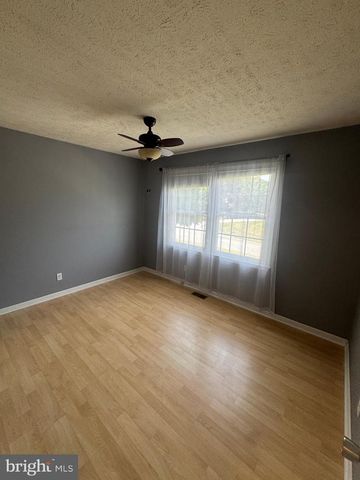 74 CLARION DR, Fredericksburg, VA 22405