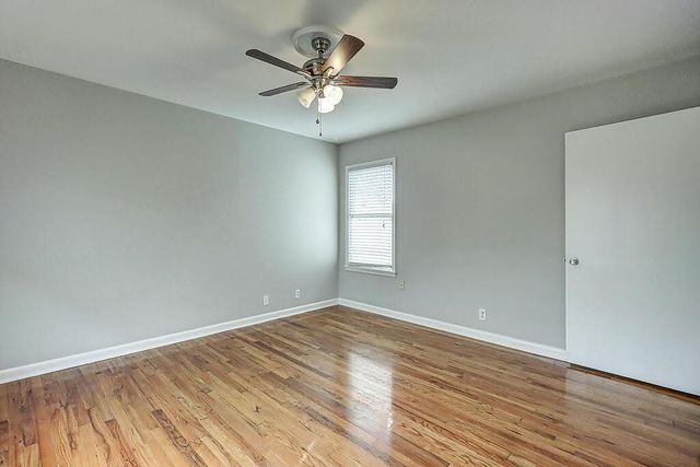 913 Delaine Dr, Corpus Christi, TX 78411