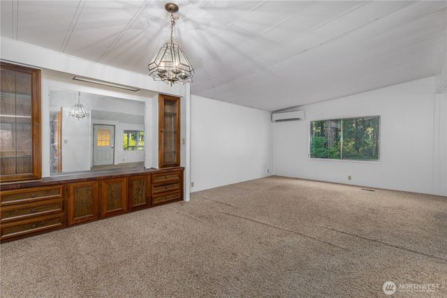 2201 E Island Lake Drive, Shelton, WA 98584