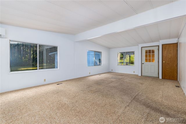 2201 E Island Lake Drive, Shelton, WA 98584