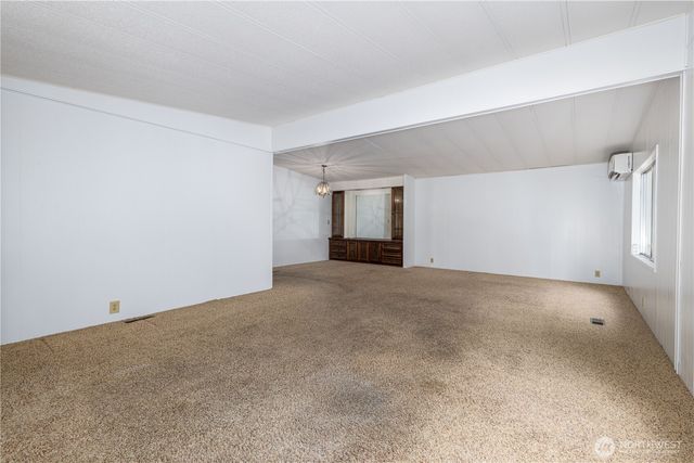 2201 E Island Lake Drive, Shelton, WA 98584