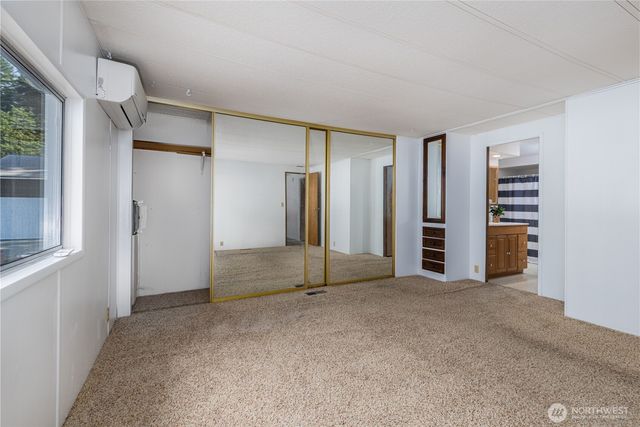 2201 E Island Lake Drive, Shelton, WA 98584