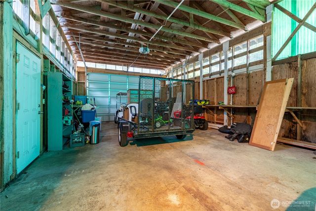 2201 E Island Lake Drive, Shelton, WA 98584