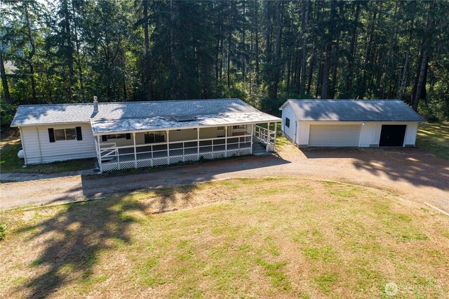 2201 E Island Lake Drive, Shelton, WA 98584
