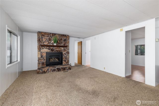 2201 E Island Lake Drive, Shelton, WA 98584