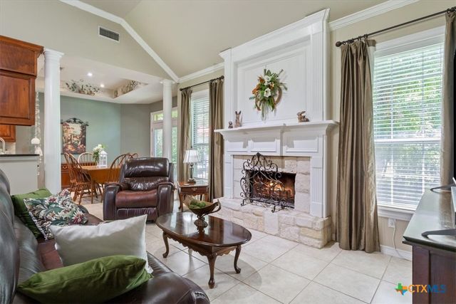 200 Carriage House Road, Salado, TX 76571