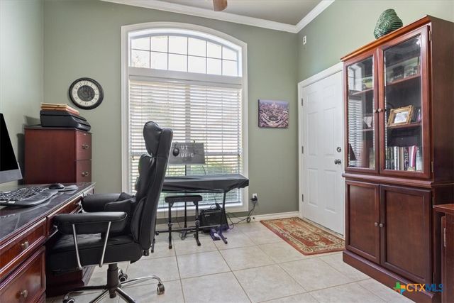200 Carriage House Road, Salado, TX 76571