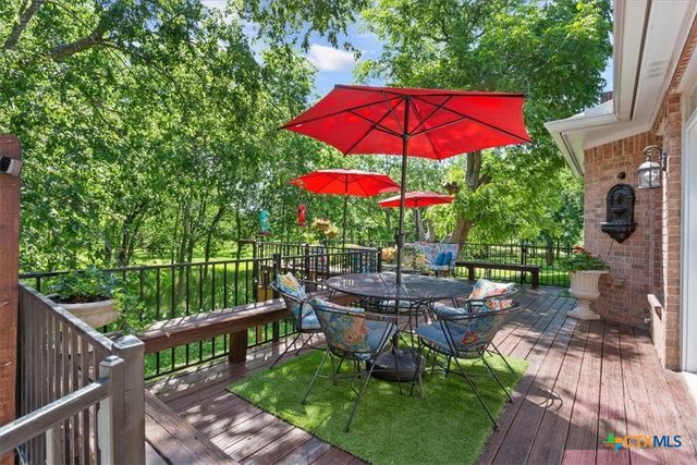 200 Carriage House Road, Salado, TX 76571