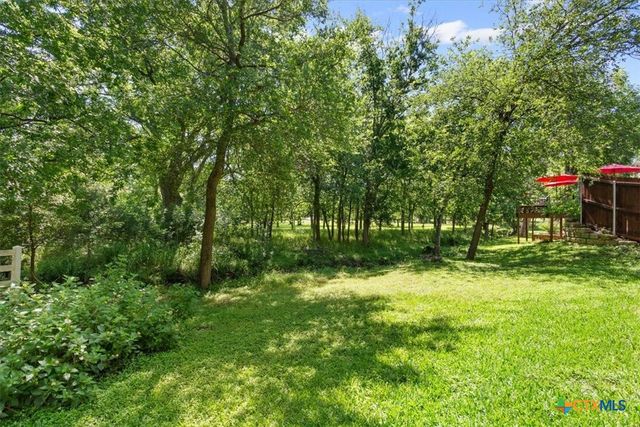 200 Carriage House Road, Salado, TX 76571