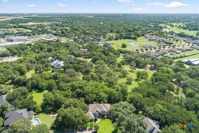 200 Carriage House Road, Salado, TX 76571