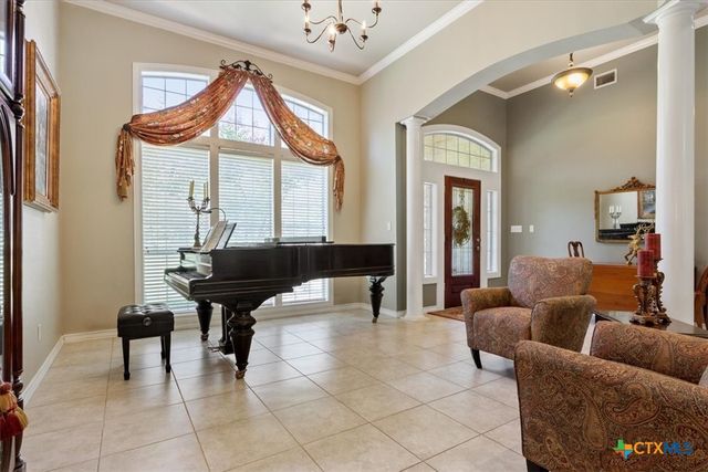 200 Carriage House Road, Salado, TX 76571