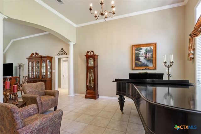 200 Carriage House Road, Salado, TX 76571