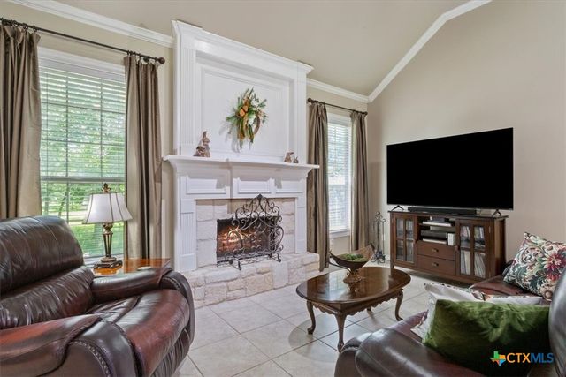 200 Carriage House Road, Salado, TX 76571