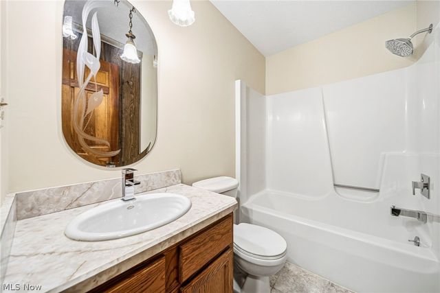 10108 Fair Road, Strongsville, OH 44149
