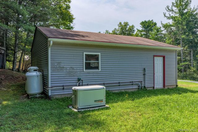 174 Taras Shevchenko Road, Glen Spey, NY 12737