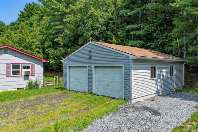 174 Taras Shevchenko Road, Glen Spey, NY 12737
