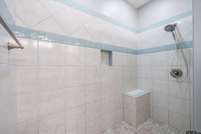 145 Pine Bark Glen, Holly Lake Ranch, TX 75765