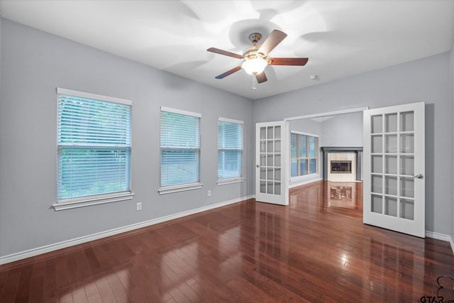 145 Pine Bark Glen, Holly Lake Ranch, TX 75765