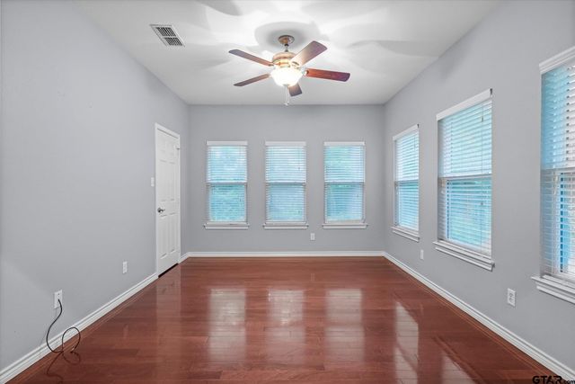 145 Pine Bark Glen, Holly Lake Ranch, TX 75765