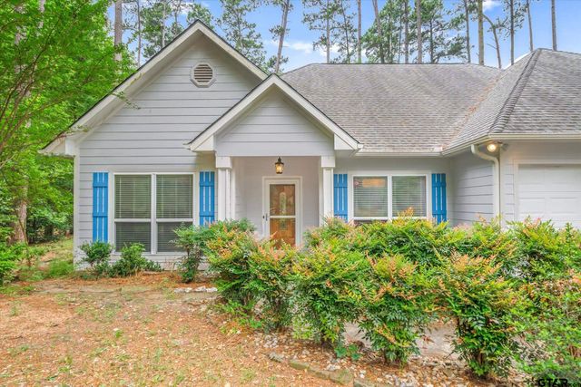 145 Pine Bark Glen, Holly Lake Ranch, TX 75765