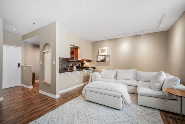 234 N Broadway #402, Milwaukee, WI 53202