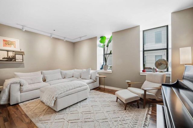 234 N Broadway #402, Milwaukee, WI 53202