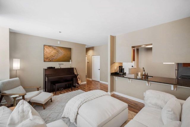 234 N Broadway #402, Milwaukee, WI 53202