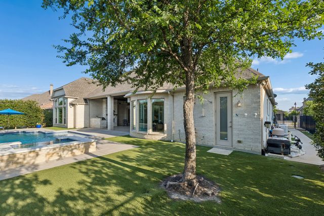 305 Woodsong Way, Southlake, TX 76092