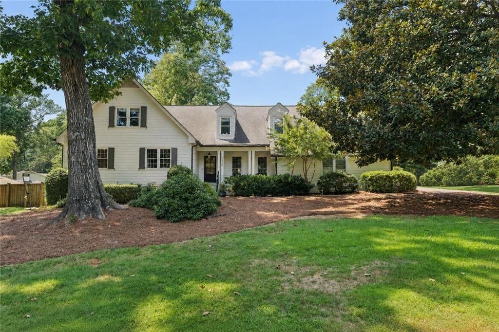 Image 1 of property listing at 1514 Ragley Hall Road NE, Brookhaven, GA 30319