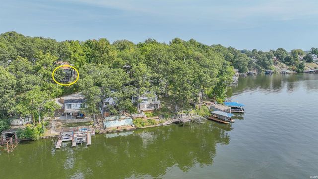 11912 W Breezy Point Drive, Monticello, IN 47960