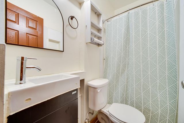 822 174th Street, Hammond, IN 46324