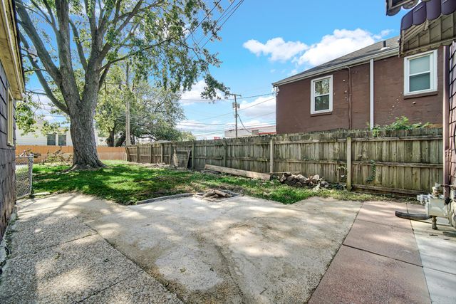 822 174th Street, Hammond, IN 46324