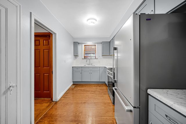 822 174th Street, Hammond, IN 46324