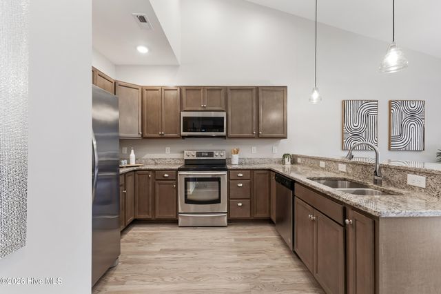 155 Lincoln Place Circle, Leland, NC 28451