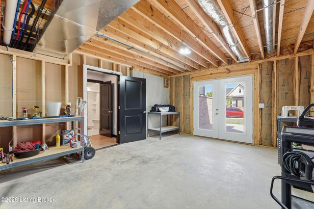 12614 Valley Pine Dr, Louisville, KY 40299