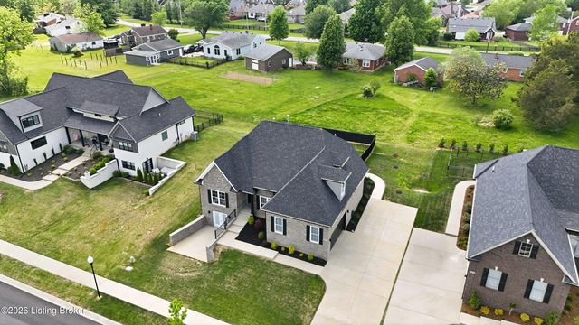 12614 Valley Pine Dr, Louisville, KY 40299