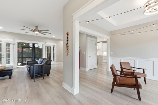 12614 Valley Pine Dr, Louisville, KY 40299