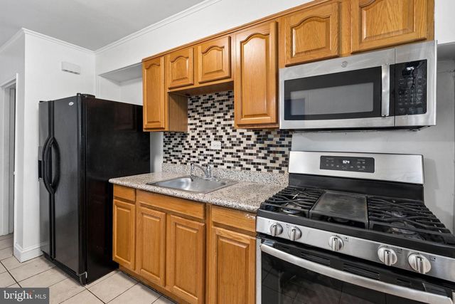 838 BRADHURST RD, Baltimore, MD 21212