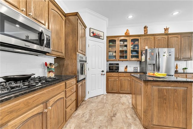 408 S Wyman Road, Fayetteville, AR 72701