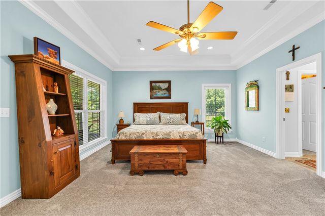 408 S Wyman Road, Fayetteville, AR 72701
