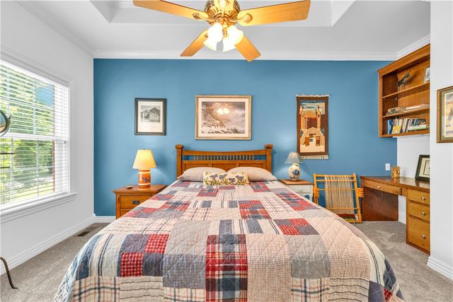 408 S Wyman Road, Fayetteville, AR 72701