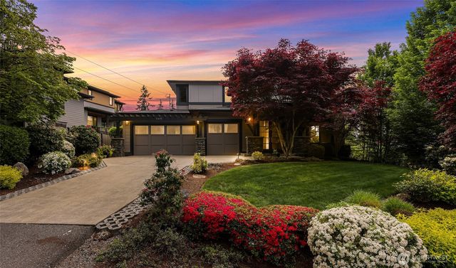 8451 SE 44th Street, Mercer Island, WA 98040