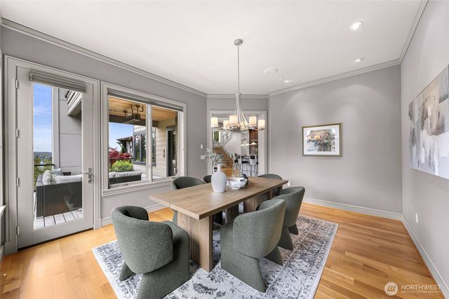 8451 SE 44th Street, Mercer Island, WA 98040
