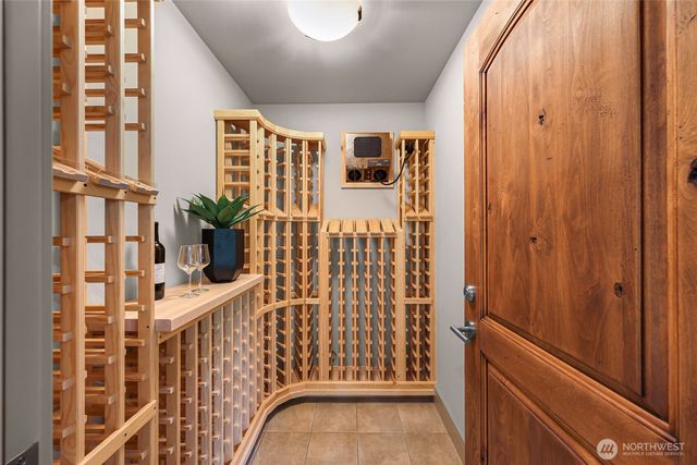 8451 SE 44th Street, Mercer Island, WA 98040
