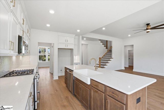 126 Mossend Street, Woodruff, SC 29388