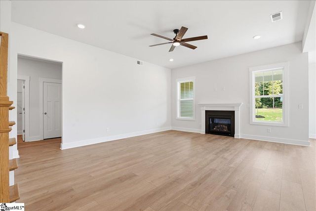 126 Mossend Street, Woodruff, SC 29388